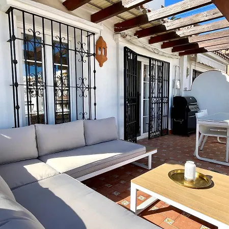 Semidetached Duplex At Puebla Aida, Mijas Golf With Pool, Golf And Sea Views بيت للعطل *
