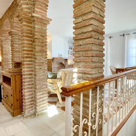 Semidetached Duplex At Puebla Aida, Mijas Golf With Pool, Golf And Sea Views بيت للعطل مالقة