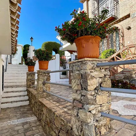 Semidetached Duplex At Puebla Aida, Mijas Golf With Pool, Golf And Sea Views *