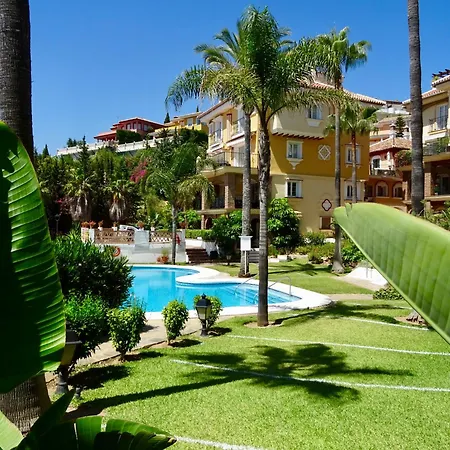بيت للعطل Semidetached Duplex At Puebla Aida, Mijas Golf With Pool, Golf And Sea Views